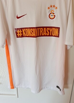 Galatasaray Konsantrasyon Beyaz forma