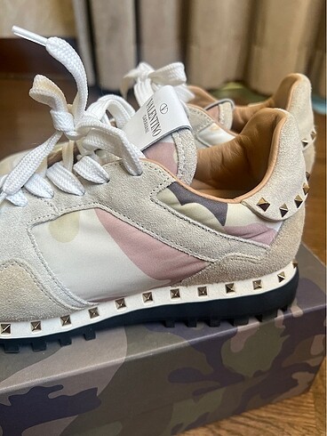 36 Beden beyaz Renk VALENTİNO SNEAKERS