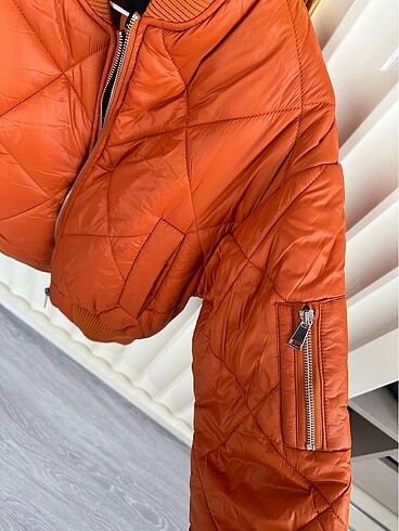 s Beden Pullbear bomber
