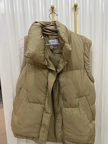 Bershka Berksha yelek