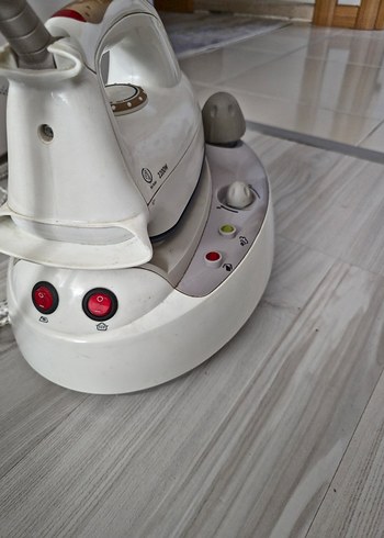 Beden Renk Vestel Beyaz Buharlı Ütü 2200W
