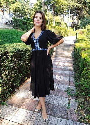 NAKIŞLI ELBİSE