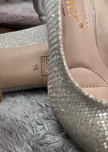 Gri Simli Stiletto Topuklu Kadın Ayakkabı 36 numara - Görsel 2