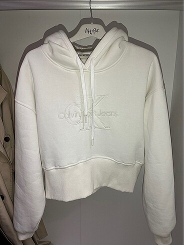 Calvin Klein sweatshirt