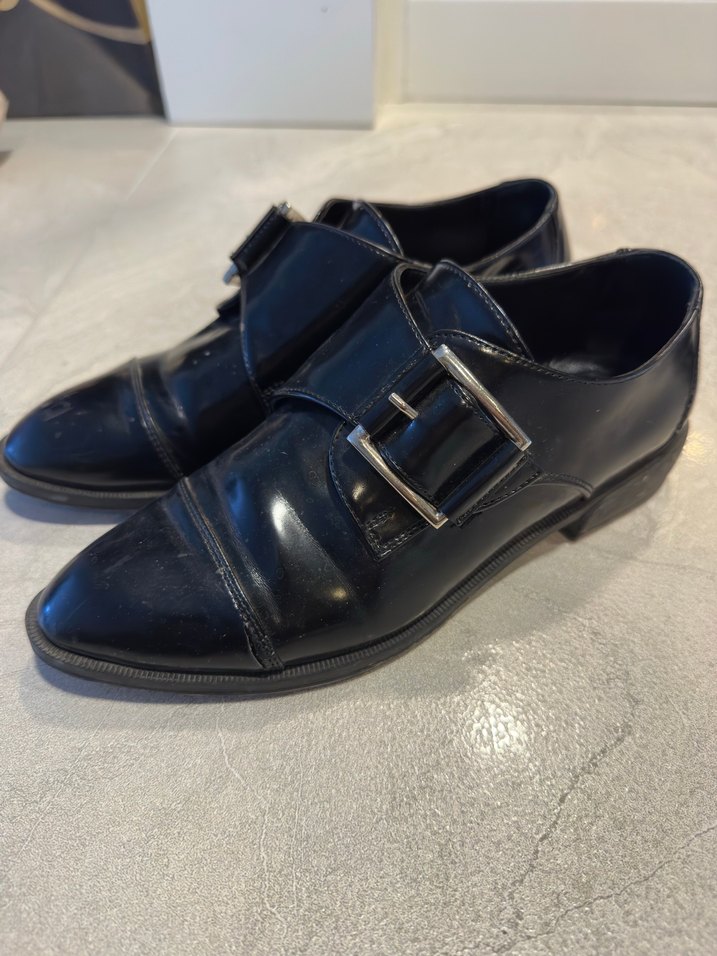 Kadın Siyah Tokalı Klasik Ayakkabı - Görsel 2