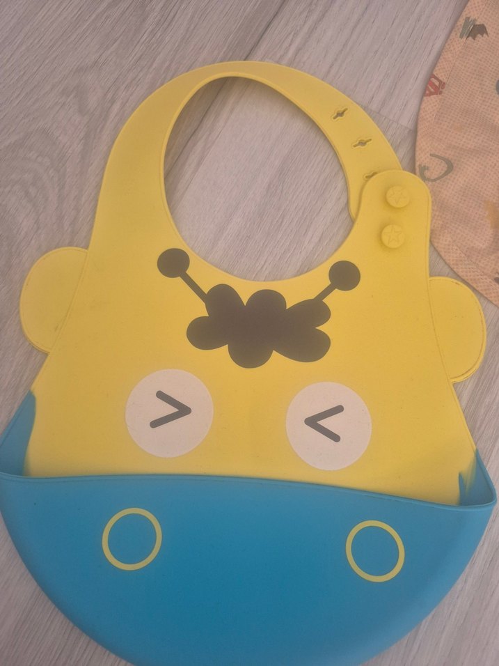 Renkli Baskılı Bebek Önlüğü Sarı - Görsel 2