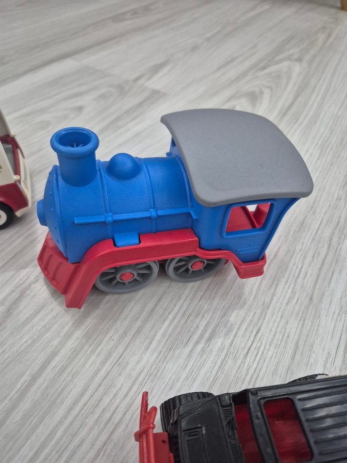 Renkli Oyuncak Araba ve Tren Seti - Görsel 2