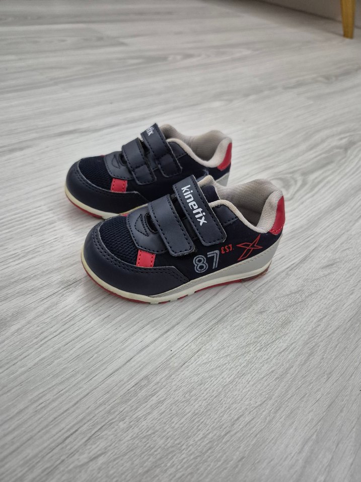 Renkli Erkek Çocuk Kinetix Spor Ayakkabı - Görsel 2