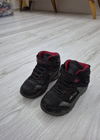 Erkek Çocuk Siyah Cırtlı Kauçuk Bot - Görsel 6