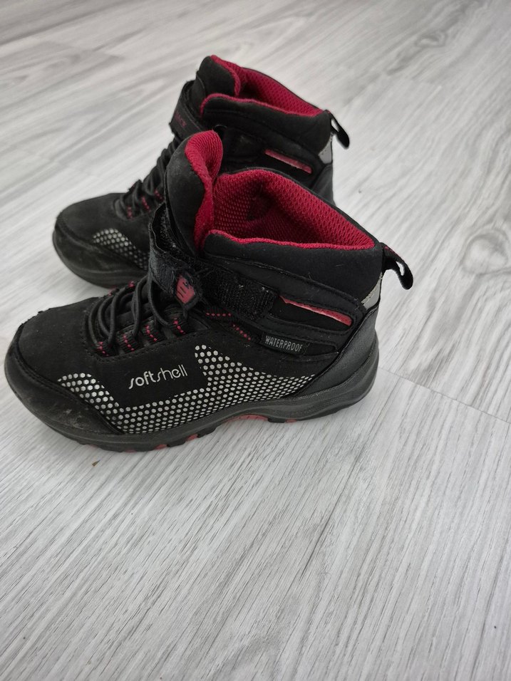 Erkek Çocuk Siyah Cırtlı Kauçuk Bot - Görsel 3