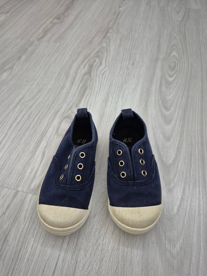 Erkek Çocuk Mavi Kaydırmaz Ayakkabı HM - Görsel 2