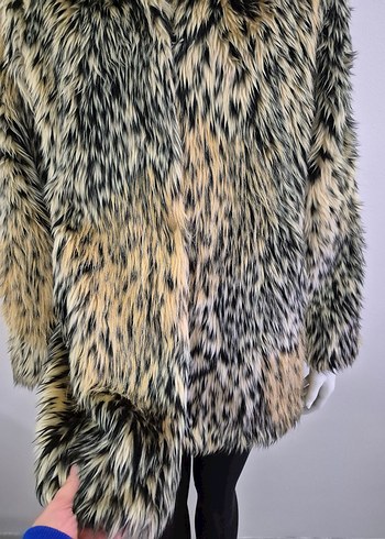 Kapüşonlu Leopar Desenli Kadın Suni Kürk - Görsel 2