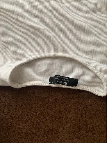 Bershka büzgülü crop top