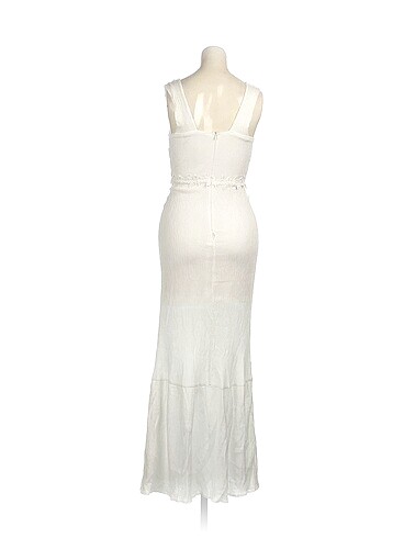 s Beden PreLoved Uzun Elbise %70 İndirimli.