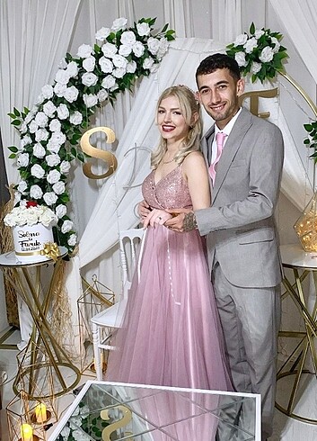 Pembe Tüllü Abiye Elbise