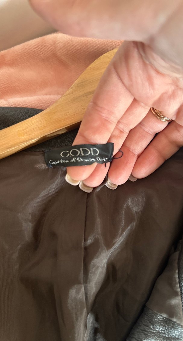 Kahverengi tasarım deri ceket - Görsel 4