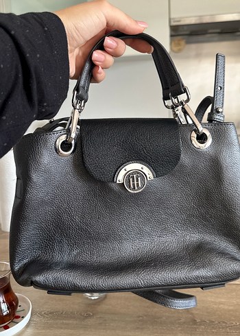 Tommy hilfiger el ve omuz çantası - Görsel 13