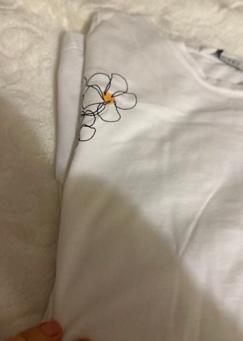 Düğmeli, Baskılı Beyaz Kadın Tişört jimmy key - Görsel 9