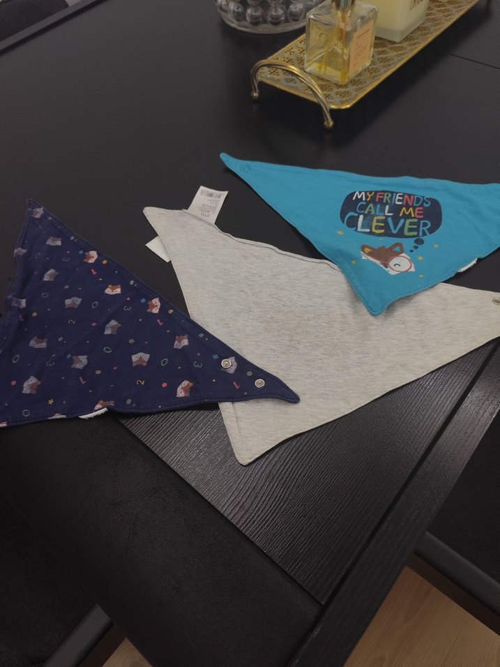 Baskılı Gri Bebek Önlüğü - Görsel 4