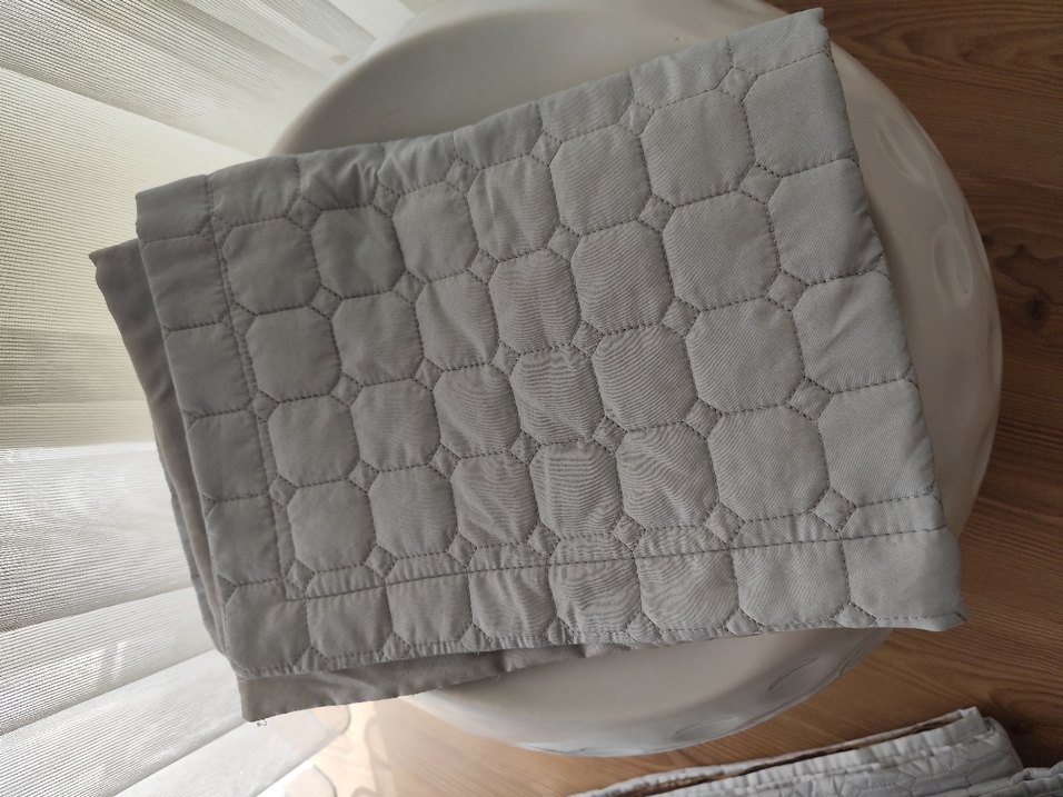 Gri Yatak Örtüsü - Görsel 3