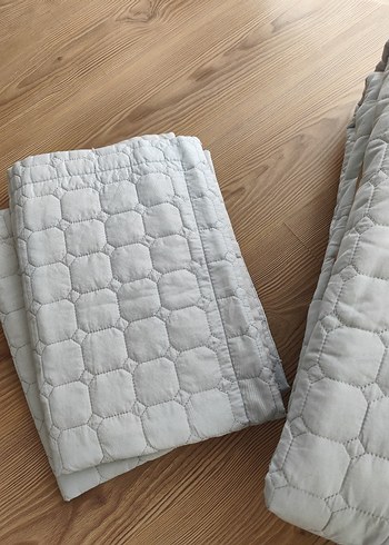 Gri Düz Desenli Yatak Örtüsü - Görsel 4
