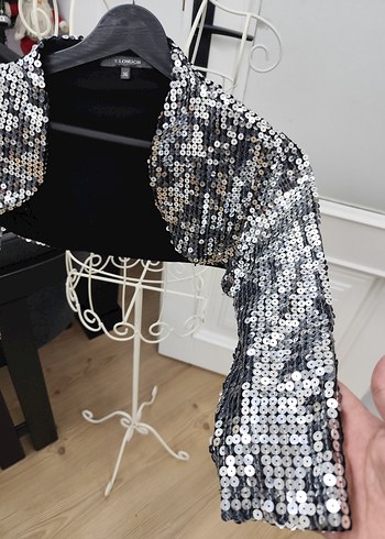 Gri Payetli Straplez Bolero - Görsel 3