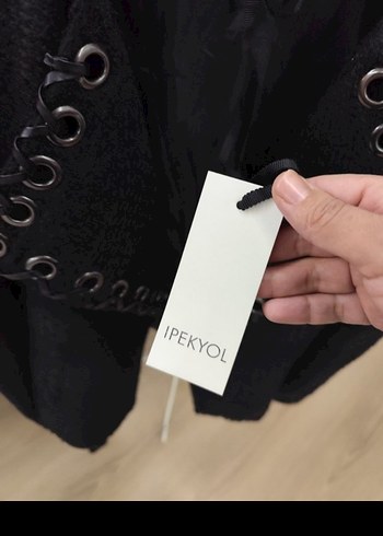 Düğmeli Siyah  Kadın Blazer - Görsel 2