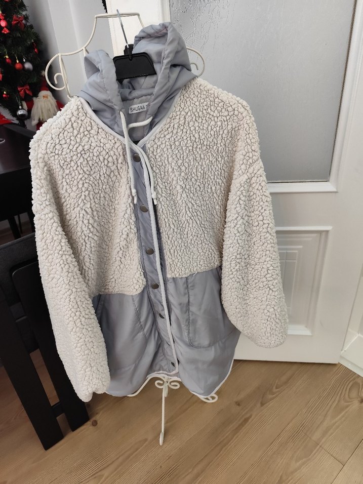 Kadın Gri Peluş Detaylı Kapüşonlu Ceket - Görsel 4