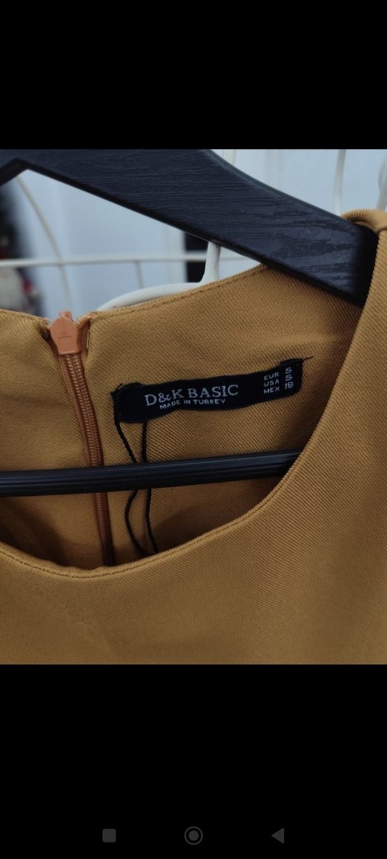 Pilise Detaylı Kısa Kollu elbise - Görsel 3