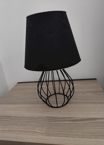 Siyah Tel Detaylı Abajur - Görsel 2