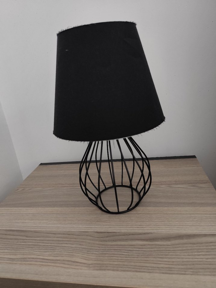 Siyah Tel Detaylı Abajur - Görsel 2