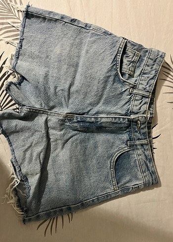 Bol Kesim Mini Kot Şort