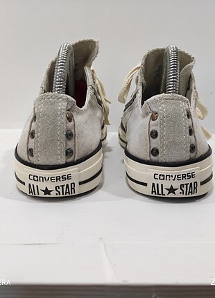 Converse Converse özel seri eskitme modelidir