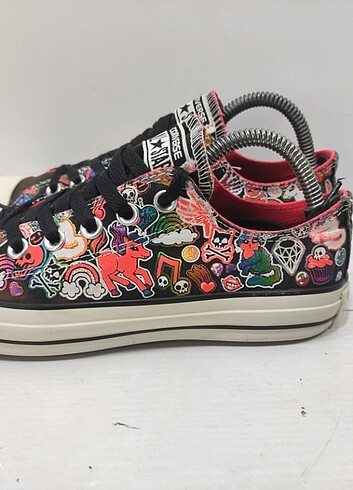 37,5 Beden siyah Renk Converse Özel seri UNİCORN model çok tarzzzzZZZZZ