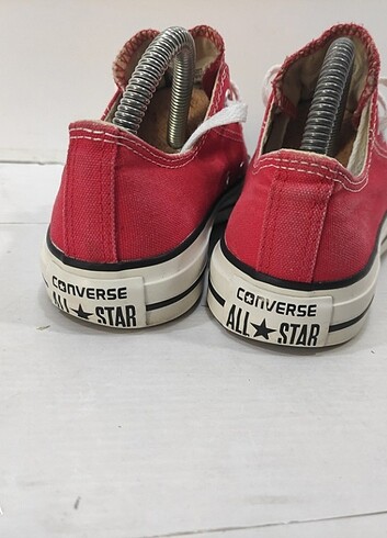 36,5 Beden kırmızı Renk Kırmızı renk Converse tertemiz çok rahat
