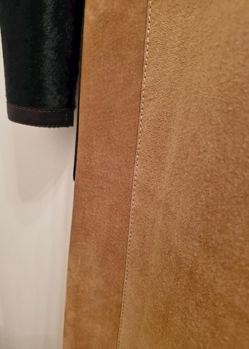 VAKKO Kahverengi Deri Kürklü Uzun Kadın Kaban - Görsel 5
