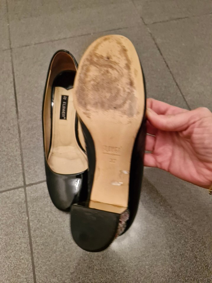 Flowers Marka Siyah Parlak Yılan Desenli Tokalı Topuklu Stiletto - Görsel 3