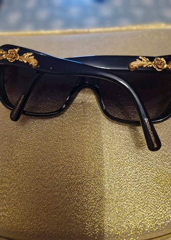 DOLGE GABBANA Altın Renkli Pullu Gotik Kadın Gözlüğü - Görsel 6