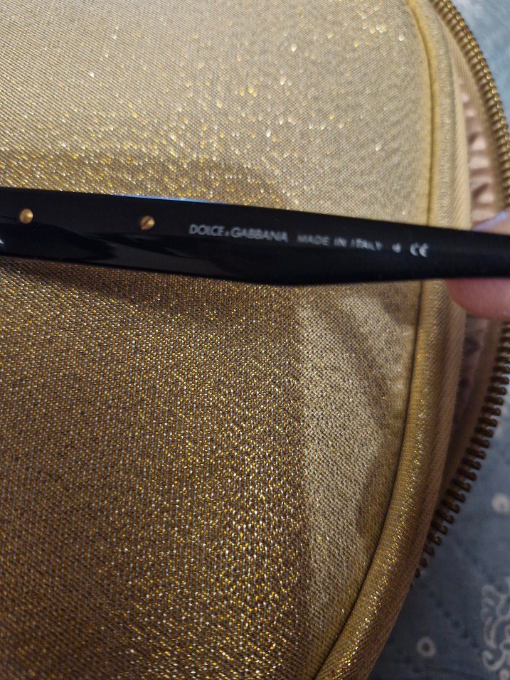 DOLGE GABBANA Altın Renkli Pullu Gotik Kadın Gözlüğü - Görsel 5