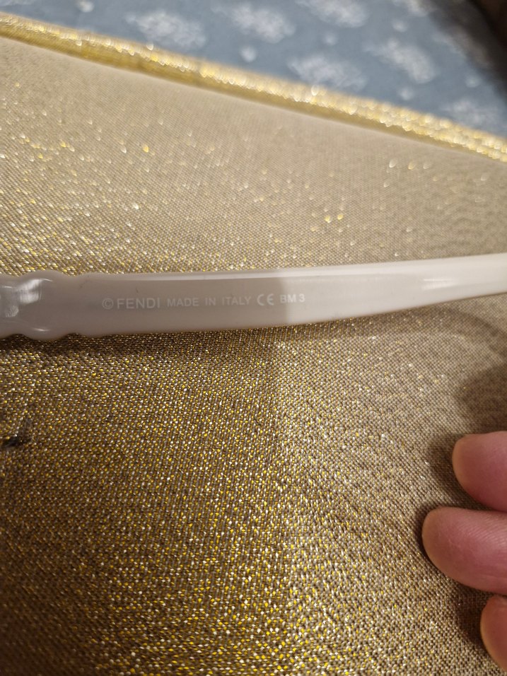 FENDİ Şeffaf Gri Kadın Gözlüğü - Görsel 4