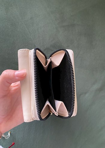 Minimalist Beyaz Deri Fermuarlı Kadın Cüzdanı - Görsel 4