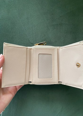 Minimalist Beyaz Deri Fermuarlı Kadın Cüzdanı - Görsel 2