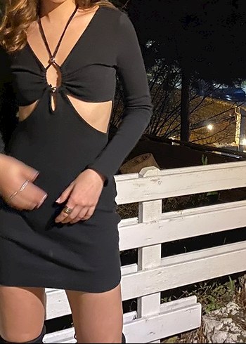 Siyah Aksesuarlı Mini Elbise - Görsel 4