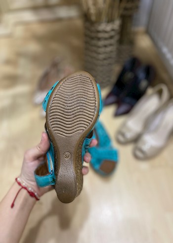 Mavi Dolgu Topuklu Kadın Sandalet - Görsel 5