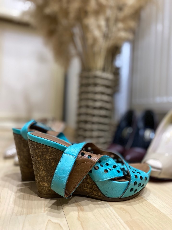 Mavi Dolgu Topuklu Kadın Sandalet - Görsel 4