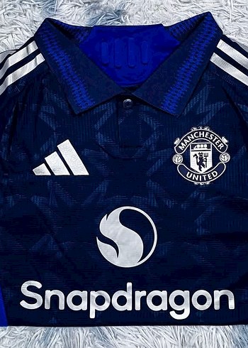 Adidas MANCHESTER UTD PLAYER VERSION