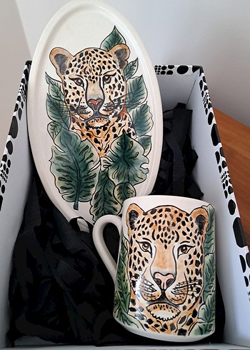 Leopar Desenli Beyaz çini Kupa ve Tabak Seti - Görsel 2