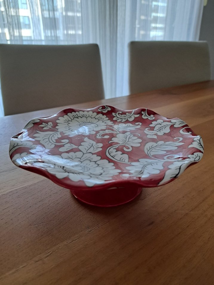 çini el yapimi Kırmızı Çiçek Desenli Dekoratif Ayaklı Tabak - Görsel 2