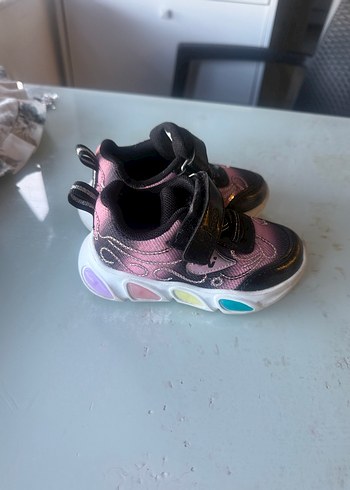 Kız Çocuk Pembe Renkli Bağcıksız Spor Ayakkabı - Görsel 3