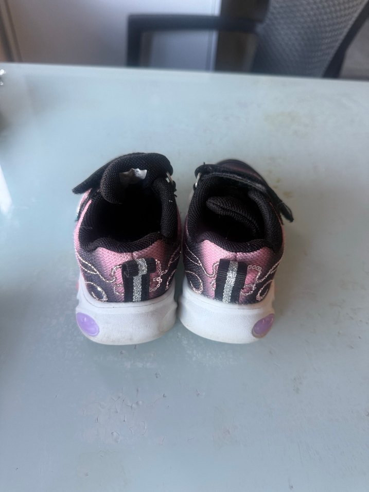 Kız Çocuk Pembe Renkli Bağcıksız Spor Ayakkabı - Görsel 2